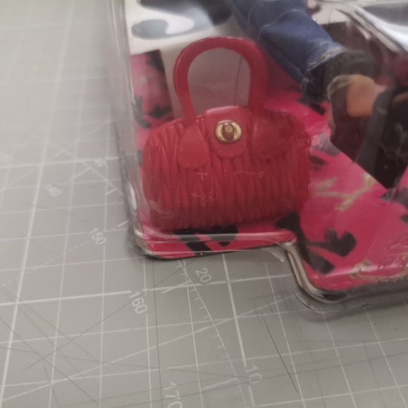 Barbie Style Flats to Heels BLR555 - Picture 7 of 8